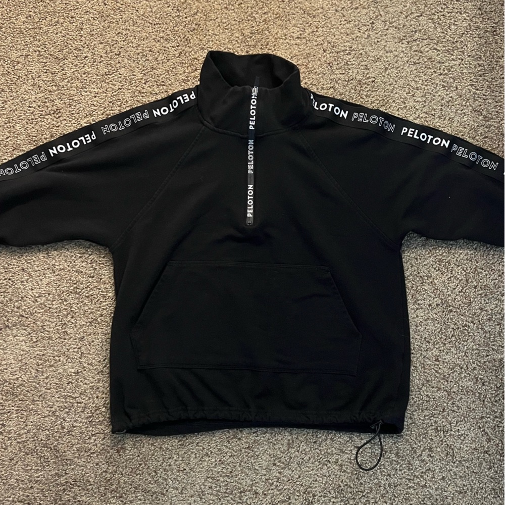 Peloton quarter zip, size small